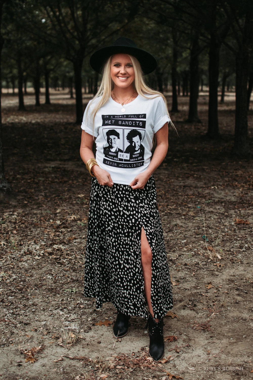 Wet Bandits | Seasonal T-Shirt | Ruby’s Rubbish® 4 Wet Bandits | Seasonal T-Shirt | Ruby’s Rubbish® - Image 2